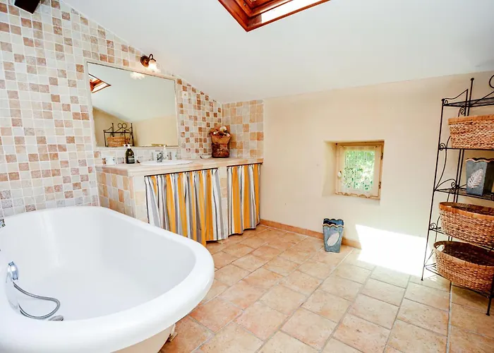Casa de Férias Pet Friendly In Uzes